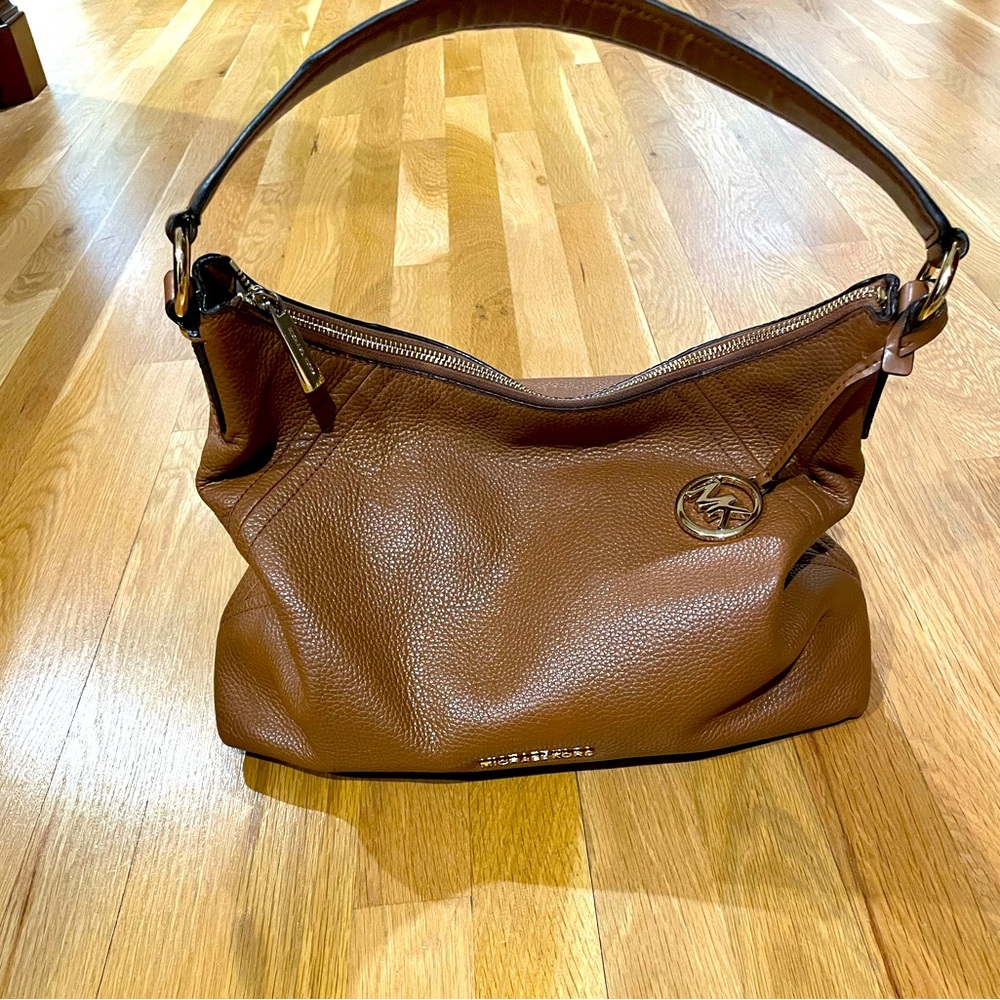 Michael Kors Large Pebbled Bag Never Used